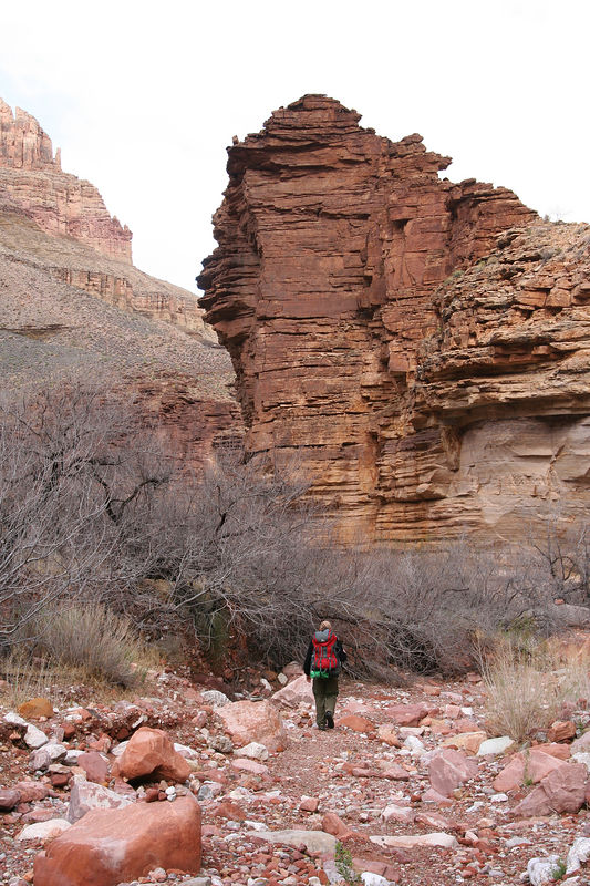 Paige Falk (paigefalk) > Jimmy San hiking down Monument Drainage